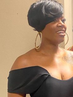 Short On One Side Long On The Other Hair, Short Hairstyles With Long Bangs, Pixie Bob Haircut Black Women, Short Bob For Black Women, Fantasia Hairstyles, Bob Layers, Hair Stars, Braid Hairstyle Ideas, Waterfall Braid Hairstyle