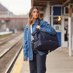 Catalina Deluxe - Weekender & Duffel Bag - Deep Navy Recycled Poly – Lo & Sons Overnight Travel Bag, Suitcase Handle, Large Suitcase, Luggage Brands, Minimalist Travel, What's In My Bag, Bag For Travel, What In My Bag, Travel Tote Bag