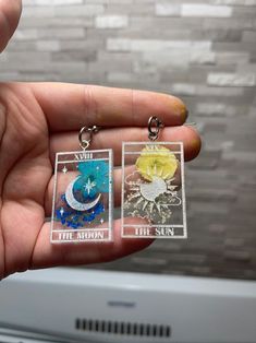 Tarot Card Earrings, Outfit Accessories Ideas Jewelry, Tarot Earrings, Sun Outfits, Sun Ideas, Moon Outfit, Sun And Moon Earrings, The Moon And The Sun, Card Earrings