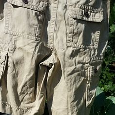 Khaki Cargo Shorts With The Tag And Everything Khaki Cargo Shorts, Arizona Jeans, Cargo Shorts, Mens Shorts, Arizona, Cream, Outfit Inspo, Color