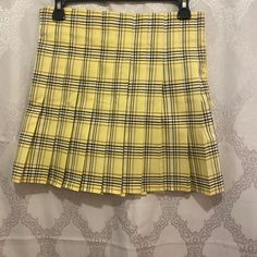 Yellow School Girl Mini Skirt, Never Worn Bought Wrong Size Source Unknown, School Outfit, Mini Skirt, Womens Skirt, Mini Skirts, Size 6, Skirt, Collage, Yellow