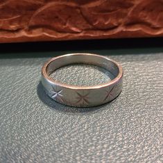 Please See All Pictures For Details Good Condition Normal Wear Vintage Ring, All Pictures, Vintage Rings, Silver Ring, White Gold, Women Jewelry, Ring, Gold, Women Shopping