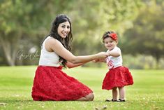 1st Birthday Photoshoot Ideas With Parents, First Birthday Photoshoot With Parents, First Birthday Photo Shoot Ideas With Parents, Bobbatlu Baby Photoshoot, 1 Year Birthday Photoshoot With Parents, Baby Shoot Ideas, Engagement Couple Dress, Couple With Baby, Baby Birthday Photoshoot