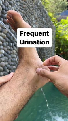 Healing Reflexology, Reflexology Points, Foot Reflexology Massage, Acupressure Therapy, Yoga Facts, Reflexology Chart, Frequent Urination