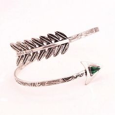 Stand out from the crowd with this unique boho feather arrow arm bracelet made from zinc alloy. available in vintage and retro styles. get yours now! Bracelets Hippie, Arm Bangles, Arm Cuff Bracelet, Arm Bracelets Upper, Arm Bracelet, Arrow Bracelet, Cheap Bracelets, Fake Jewelry, Arm Bracelets