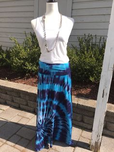 This amazing fold over maxi skirt is just fabulous. A wonderful fit for all body types; comfortable; good quality and super stylish. Perfect for any time of year; pair this skirt with a tank and sandals and it will be a gorgeous combination. Even with a pair of boots in winter; it is perfect. This skirt will be hand dyed by me and it will be custom made when you order it. The fabric is approximately 95% rayon and 5% spandex. This skirt is soft and silky with a medium weight to it; the material d Lined Maxi Skirt For Summer, Wide Leg Maxi Dress For Day Out, Lined Maxi Dress For Day Out, Lined Skirt Maxi Dress For A Day Out, Stretch Lined Maxi Skirt, Flared Skirt Maxi Dress For Vacation, Flared Maxi Dress For Vacation, Bohemian Stretch Maxi Skirt For Summer, Flowy Full Length Maxi Skirt For Summer