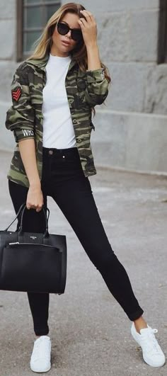 #fall #trending #outfits | Camo + Black and White Look Grunge, Spring Summer Fashion Trends, Trending Fashion Outfits, Camo Jacket, Summer Fashion Trends, Winter Trends