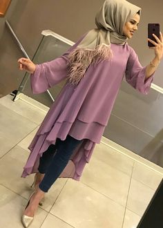 Top Designs For Women Muslim, Long Top Designs For Muslim Women, Trendy Tops For Women Casual, Shirts Design For Girls Pakistani, Elegant Classy Dresses, Muslim Girls Top Design Latest, Girls Dress Design In Pakistan, Outfit Aesthetic Black, Spring Outfit Aesthetic