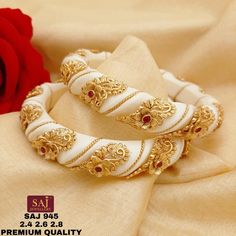 Bengali Kada Designs, Bengali Bangles Design, Sakha Design Gold, Shakha Design With Gold, Bengali Gold Chur Design, Gold Sankha Design