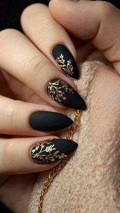 #naildesign #fashion #design #style November Nails, Thanksgiving Nails, Fall Nail Art, Manicure Y Pedicure, Fall Nail Designs, Fancy Nails, Chic Nails, Art Journal Pages, Wedding Nails