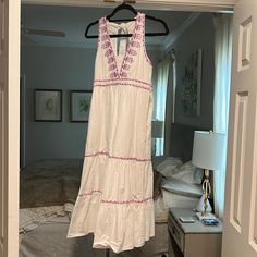 Excellent Condition Never Worn Chic White Sundress For Daytime, White Midi Dress For Daytime, White Feminine Midi Dress For Daytime, Feminine White Midi Dress For Daytime, White A-line Vacation Dress, White Maxi Length Dress For Brunch, White A-line Maxi Dress For Day Out, White A-line Dress For Vacation, Elegant White Sundress For Daytime