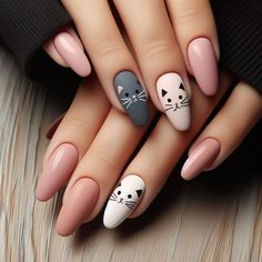 Almond Nails Cat Design, Nail Designs With Cats, Cats Nails Design, Nail Cat Design, Nails With Cat Designs, Nail Art For Almond Shaped Nails, Gel Almond Nails Ideas, Nail Ideas Cat, Cat Nail Designs Cute