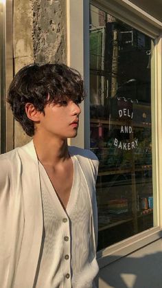 Aesthetic Hairstyles Boys, Korean Male Haircut Curly, Asian Guy With Curly Hair, Curly Korean Hair Men, Wavy Guy Hair, Asian Men Hairstyle Curly, Perm Wavy Hair Men, Perm Men Hairstyle, Guy Permed Hair