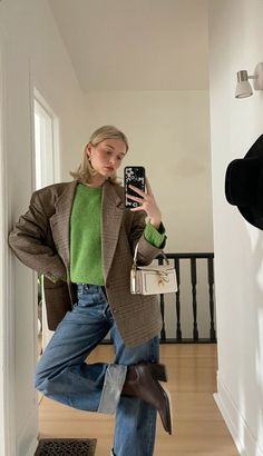 Autumn Fits 2024, Office Outfit Aesthetic, Simple Spring Outfits, Ootd Fall, Pullover Outfit, Spring Fashion Outfits, Trendy Fall Outfits, Winter Outfits For Work, Mode Inspo