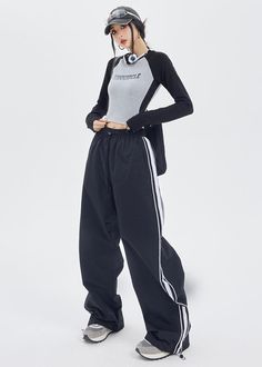 Applicable age: 18-24 years old Size: XS S M L XL style: street Street: Athleisure Women's trousers waist height: natural waist color: black Item number: K4442E23 Season of the Year: Fall 2022 Thickness: Regular Length: trousers Women's pants type: straight pants Material composition: cotton Sporty Full Length Spring Joggers, Sporty Full-length Spring Joggers, Baggy Hip Hop Joggers For Gym, Loose Fit Hip Hop Joggers For Gym, Gray Hip Hop Bottoms For Streetwear, Athleisure Wide-leg Sweatpants For Streetwear, Gray Hip Hop Sweatpants For Streetwear, Stretch Wide-leg Parachute Pants For Streetwear, Urban Stretch Parachute Pants For Streetwear