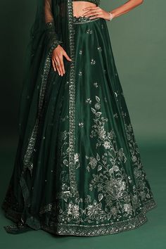 Buy Green Lehenga Embroidery Sequins V Neck Flower Set For Women by Vaishali Agarwal Online at Aza Fashions. Lehenga Embroidery, Black Sari, Sequins Lehenga, Cape Lehenga, Cancan Lehenga, Kurta Lehenga, Lehenga Pattern, Neck Flower, Applique Work