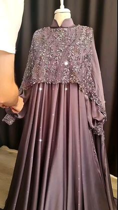 Modest Gowns Hijab, Pakistani Wedding Guest Dresses, Shadi Season, Arabic Night, Plazo Designs, Party Wear Long Gowns, Classy Wedding Guest Dresses, Pakistani Dresses Party, Nikah Outfit