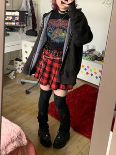 Comfortable Punk Outfits, Alternative Punk Fashion, Anarchist Outfit, Red And Black Skirt Outfit, Breakcore Outfit, Fem Punk Outfits, Red Grunge Aesthetic Outfits, Red Goth Outfits, Red Plaid Skirt Outfit