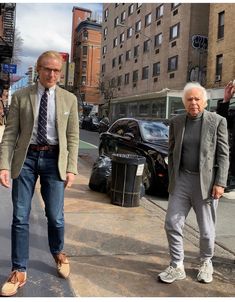 Pitti Uomo Street Style, Ralph Laurent, Designer Ralph Lauren, Ralph Lauren Style, Ralph Lauren Outfits, Old Money Aesthetic, Fashion Images, Gentleman Style, Modern Fashion