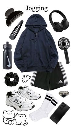 Jogging Outfit Running Aesthetic, Gym Comfy Outfit, Gym School Outfits, Aesthetic Running Outfit, Running Fits Aesthetic, Gym Outfit School, Gym Outfit Ideas Women, Baggy Gym Fits, Grunge Gym Outfits