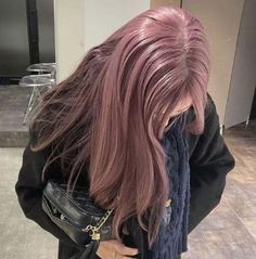 Korean Hair Color, Colourful Hair, Dyed Hair Inspiration, Extensions Hair, Pretty Hair Color, Hair Stylies, Christmas Hair, Dye My Hair, Hair Dye Colors