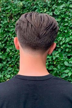 Men Haircut Center Part, Mid Drop Fade Middle Part, Tapered Middle Part Haircut, Middle Part Hairstyles Men Back View, Middle Part Skin Fade, Curtains Fade Haircut, Middle Part Haircut Men Fade, Mid Taper Fade Middle Part, Low Fade Middle Part Men