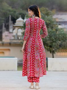 This 3-piece set includes pink floral print anarkali kurta has round-neck with thread detailing, 3/4th sleeves, flared hem, calf length teamed with printed trouser pant with single pocket & slip on waistband and an organza dupatta. Washing instructions state to hand wash. The model wearing the size small is 5'8 in height. 3 Piece Set Color-Red Suit Fabric- Cotton Dupatta Fabric-Organza Work - Floral Print detailing Neck - Round Neck with Thread Detailing Sleeves - 3/4th sleeves Length-Calf Lengt Floral Print Anarkali, Red Dupatta, Kurta Design, Trouser Design, Anarkali Kurta, Cotton Dupatta, Red Floral Print, Dupatta Set, Red Suit