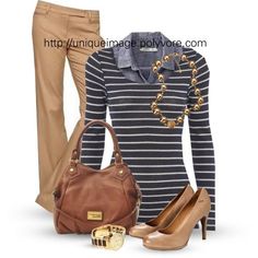 I really LOVE this whole thing! I would wear this every day if nobody noticed. Striped Shirt Outfit, Casual Look For Women, Navy Outfit, Tan Pants, Professional Outfits, Work Attire