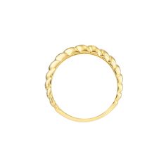 A timeless design that will elevate your style. Measuring 5.6mm, this ribbed ring looks effortlessly classic and chic. Made in 14K gold, ring size 7.- 14K Yellow Gold - Ribbed design - 5.6mm width - Ring size 7 - Classic and chic look Ribbed Ring, Round Solitaire Rings, Unisex Earrings, Gold Rings Stackable, Diamond Fashion Rings, Choker Pendant, Sterling Silver Hoop Earrings, Domed Ring, Diamond Solitaire Engagement Ring