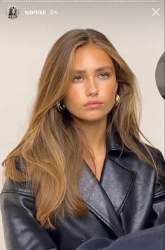 Rambut Brunette, Honey Brown Hair, Brown Hair Inspo, Dirty Blonde Hair, Honey Blonde Hair, Dark Blonde Hair, Blonde Hair Inspiration, Honey Hair, Blonde Hair Looks