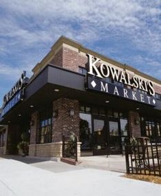 the front of a restaurant with a sign that says kowalski's market