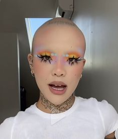 Inspi Makeup, Facial Art, Artsy Makeup, Indie Makeup, Alternative Makeup, Bald Women, Edgy Makeup, Eyeliner Looks