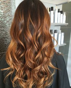 Balayage Hair Caramel, Winter Hair Colors, Rambut Brunette, Luxurious Hair, Caramel Hair, Caramel Highlights, Hair Color Auburn, Dry Brush, Winter Hair Color