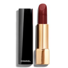 Chanel Rouge Allure Velvet, Perfume Chanel, Best Red Lipstick, Lizzie Hearts, Chanel Lipstick, Parfum Chanel, Chanel Rouge, Velvet Lipstick, Matte Lip Color