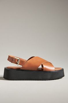 Brown Platform Sandals, Shoes Unique, Black Platform Sandals, Black Strappy Sandals, Trend Style, White Sandals, Black Platform, Cross Straps, Strappy Sandals