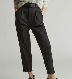 High Taper, Modern Tailor, Trendy Outfits Winter, Trendy Winter, Tapered Trousers, Jumpsuit Trousers, Tapered Pants, Oversized Blazer, Cotton Pants