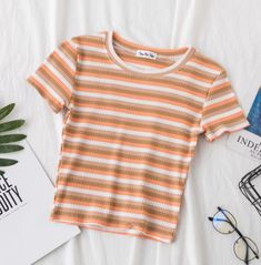 Punk Crop Top, Striped Tops, Lgbt T Shirts, Clothes Tops, Stripe Outfits, Grunge Look, Mode Casual, Striped Sleeve, Striped Crop Top