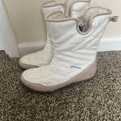 New Never Worn Columbia Womens Snow Boots 8.5 Womens Snow Boots, Columbia Shoes, Snow Boots Women, Shoes White, Winter Rain, White Cream, Cream White, Snow Boots, Rain Boots