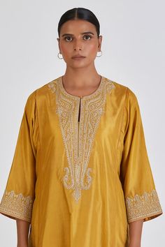 Mustard yellow three fourth sleeves kurta in silk base with paisley zardozi embroidered detailing on the yoke and sleeves. Paired with a matching palazzo. - Aza Fashions Embroidery Paisley, Kurta With Palazzo, Yellow Silk, Embroidered Neckline, Kurta With Pants, Silk Embroidery, Fashion App, Pant Set, Embroidered Silk