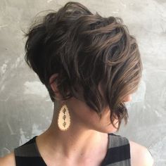 Short Hairstyle Oval Face, Hairstyle Oval Face, Short Haircuts For Thick Hair, Current Hairstyles, Japanese Short Hair, Haircuts For Thick Hair, Short Shag Hairstyles, Cute Short Haircuts, Oval Face Hairstyles