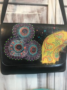 Vintage upcycled handbag - small multicolored hand-painted black leather bag to carry on the shoulder adjustable strap - handbag painted in Quebec Canada by Lilisoleil Hand Painted Crossbody Travel Bag, Hand Painted Crossbody Bags For Travel, Hand Painted Black Rectangular Shoulder Bag, Black Hand Painted Rectangular Shoulder Bag, Black Rectangular Hand Painted Shoulder Bag, Rectangular Hand Painted Travel Shoulder Bag, Everyday Hand Painted Shoulder Bag, Artistic Hand Painted Crossbody Shoulder Bag, Artistic Hand Painted Satchel Shoulder Bag