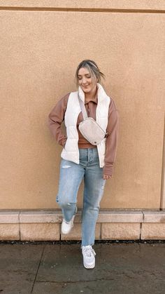 Shop here: https://liketk.it/41JrW 90s Straight Jeans, Winter To Spring, 1990's Fashion, Half Zip Sweatshirt, Puffer Vest