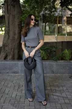 Grey Dress Outfit, Closet Inspiration, School Style, Real Style, School Fashion, Fast Fashion, Gray Dress, Glow Up?