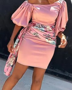 Short African Dresses, African Wear Dresses, Afrikaanse Mode, African Fashion Women Clothing, Bodycon Dress With Sleeves, Classy Dress Outfits, African Print Fashion Dresses, Printed Bodycon Dress