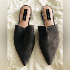 Steven Mules/Slippers, Dark Gray, Size 10 But Fit More Like A 9.5. Never Worn Casual Slip-on Slippers With Pointed Toe, Chic Slip-on Closed Toe Slippers, Slip-on Flat Heel Mules For Fall, Trendy Fall Slip-on Slippers, Trendy Slip-on Fall Slippers, Trendy Slip-on Slippers For Fall, Flat Mules With Leather Sole For Fall, Flat Leather Sole Mules For Fall, Fall Flat Mules With Leather Sole