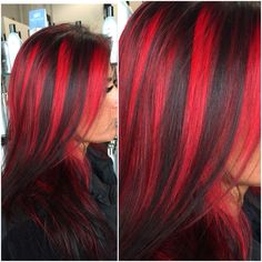 Chunky red highlights by @hairbyangelaalberici Long Island,NY ❤️ Red Hair Streaks, Red Brown Hair Color, Highlights Hairstyles, Red Hair With Highlights, Black Red Hair, Red Hair Inspo, Hair Color Streaks, Red Brown Hair