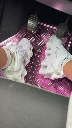 #nike #shox #girl Nike Sneakers Aesthetic, Shoes Rotation, Nike Shocks, Nike Shox Nz, Basket Nike