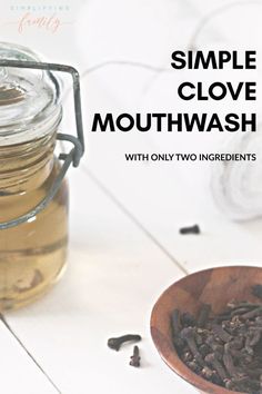 essential oils for dental care Clove Mouthwash, Diy Mouthwash Recipes, Diy Mouthwash, Remedies For Dry Mouth, Natural Mouthwash, Homemade Toothpaste, Clove Oil