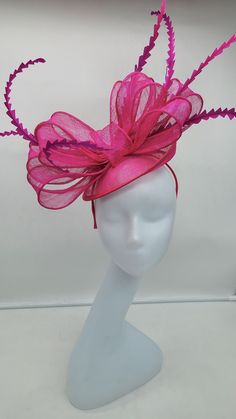 Elegant Hot Pink sinamay Fascinator. Has a headband and hair clip for a secured and comfortable look. This will be a great way to add elegance to any, bridesmaid, rehearsal dinner, Wedding guest, cocktail party, or church outfit. Fascinator Hats Wedding Guest, Wedding Guest Fascinators, Art Hats, Wedding Hats For Guests, Kentucky Derby Fashion, Church Girl, Fascinator Hats Wedding, Hat Tea Party, Derby Fashion