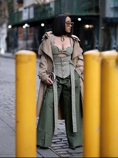 Classy Edgy, Street Fits, Dope Outfits, Cute Simple Outfits, Everyday Dresses, Fashion Lookbook, Fall Fashion Outfits, Street Chic, Nicki Minaj